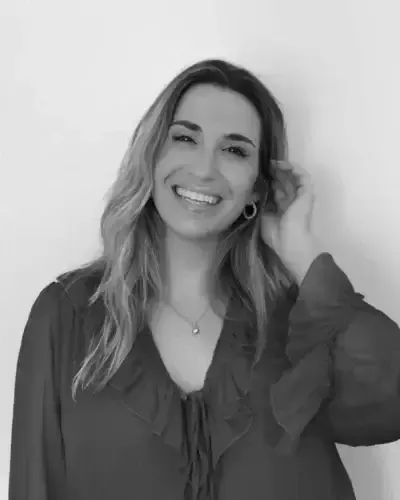 Lourdes Batalla, Psicòloga sanitària · individual i adolescència